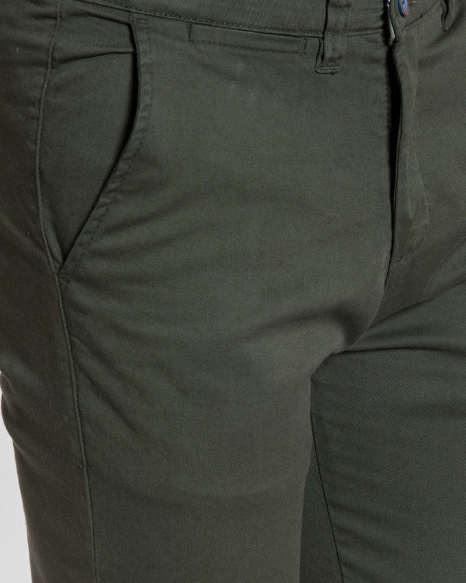 Chino Básico kaki SKU 0.00041