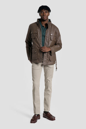 Chaqueta de hombre efecto encerado marrón con cinturón  SKU 0.32442