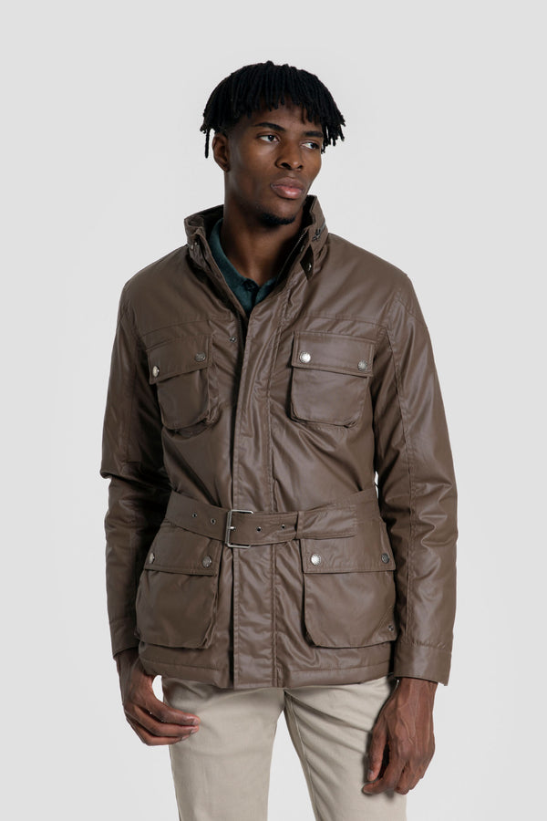 Chaqueta de hombre efecto encerado marrón con cinturón  SKU 0.32442