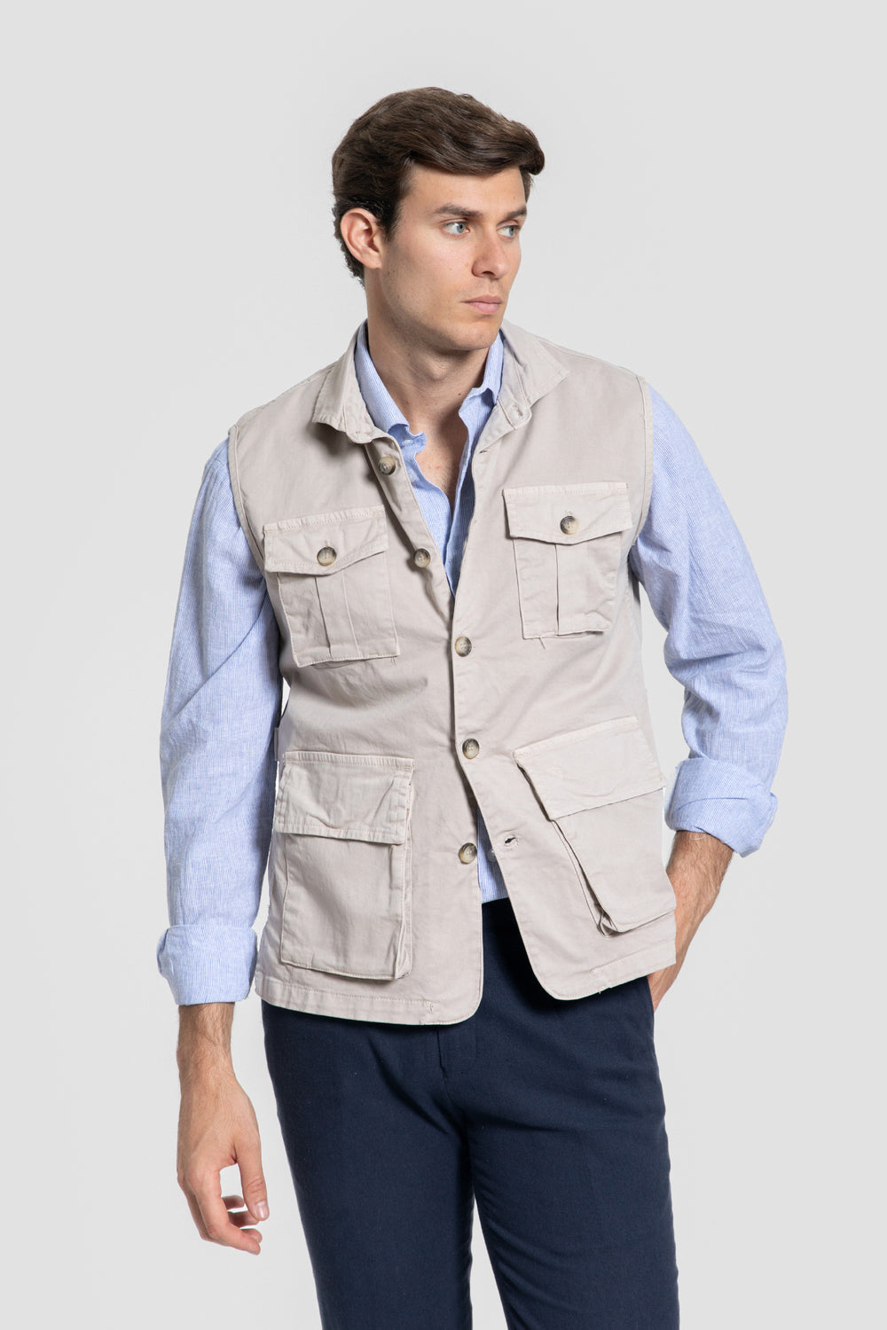 Gilet à poches, couleur os, réf. 0.32717