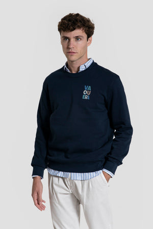 Sudadera Azul Marino Estampado Vaquera SKU 0.32719