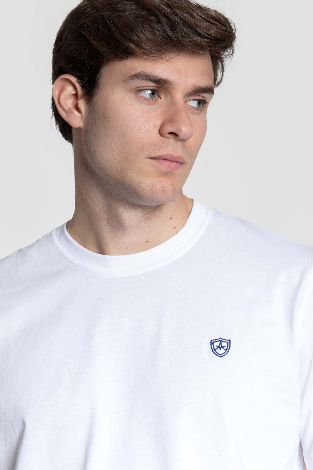 Camiseta escudo SKU 0.33299