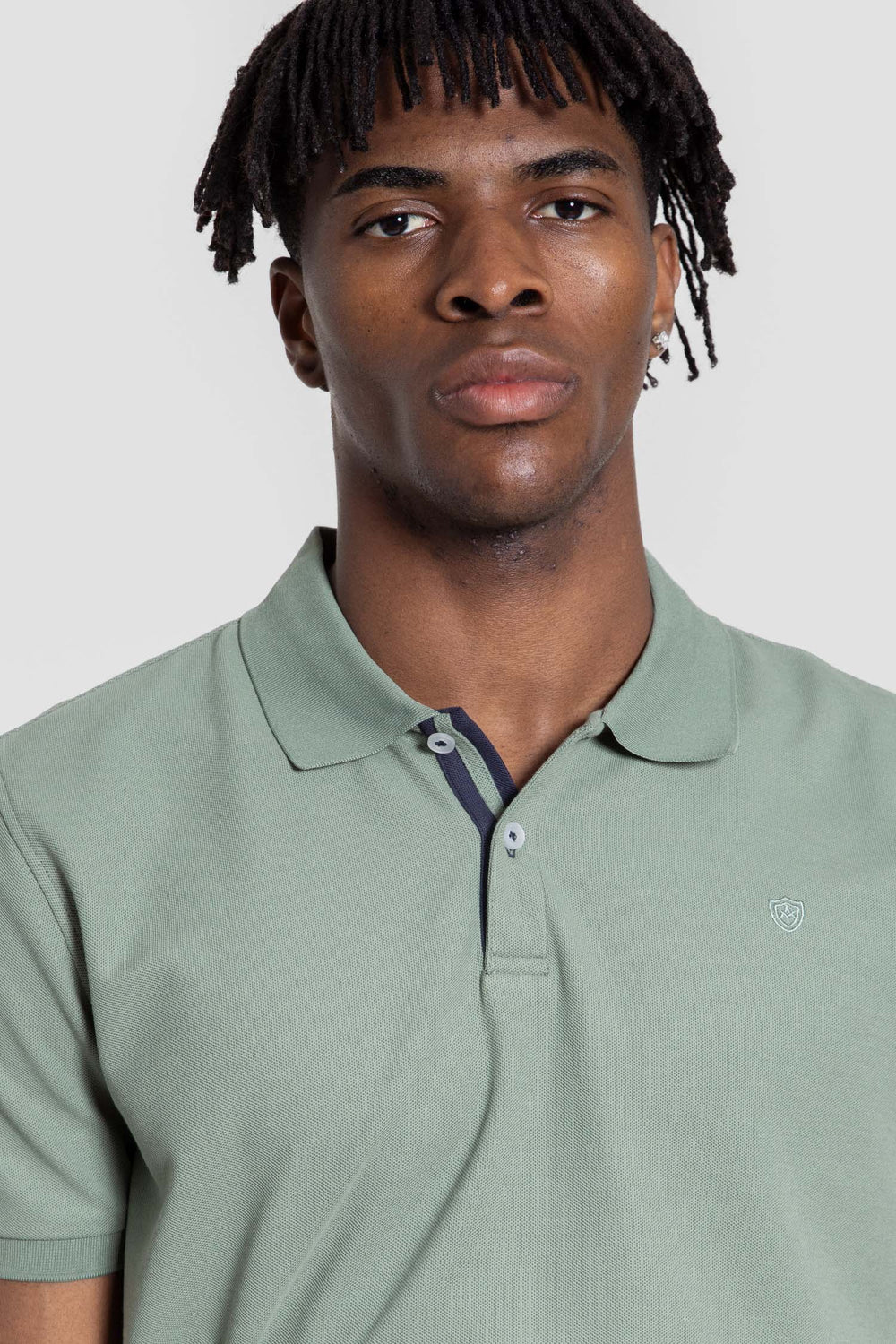 Polo Escudo Hoja SKU 0.33319