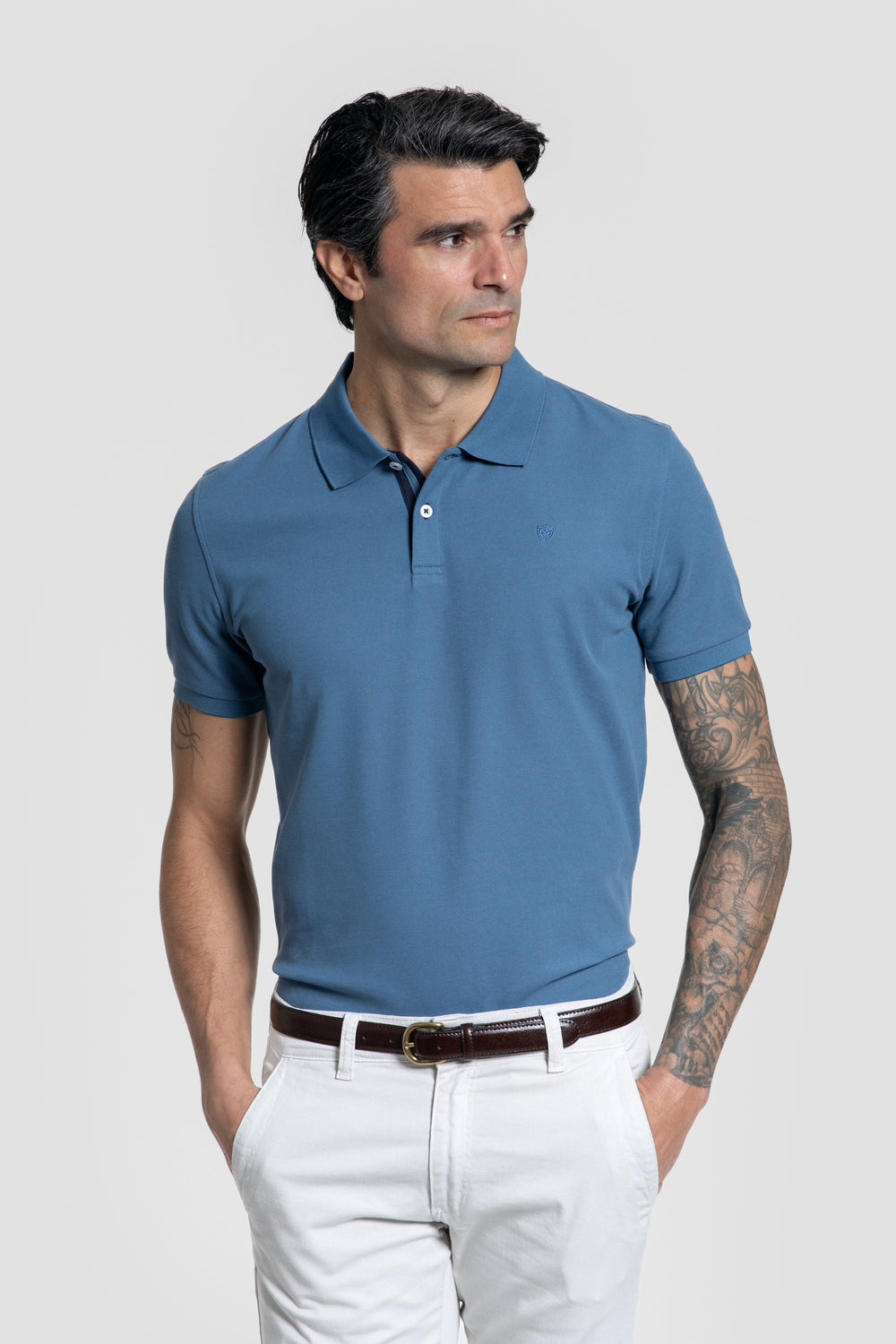 Polo Escudo SKU 0.33319