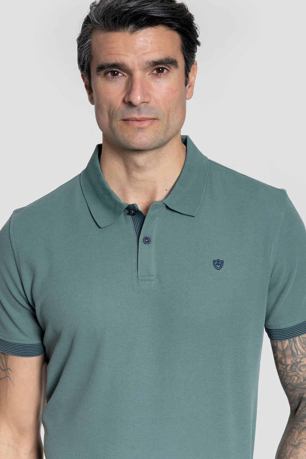 Polo Escudo SKU 0.33323