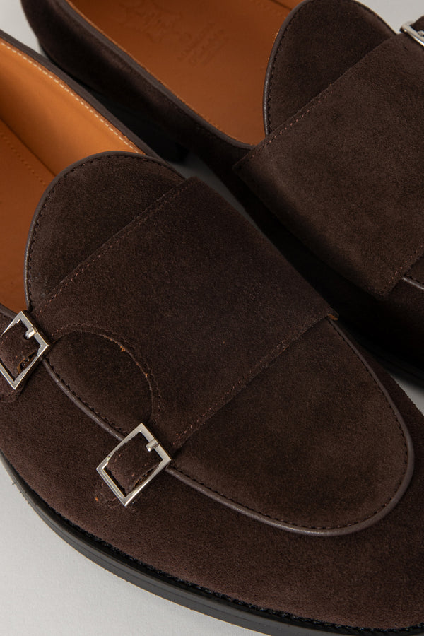 Chaussure en daim UGS 0.33603