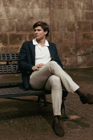 Pantalón con Ajuste Lateral Arena SKU 0.33695