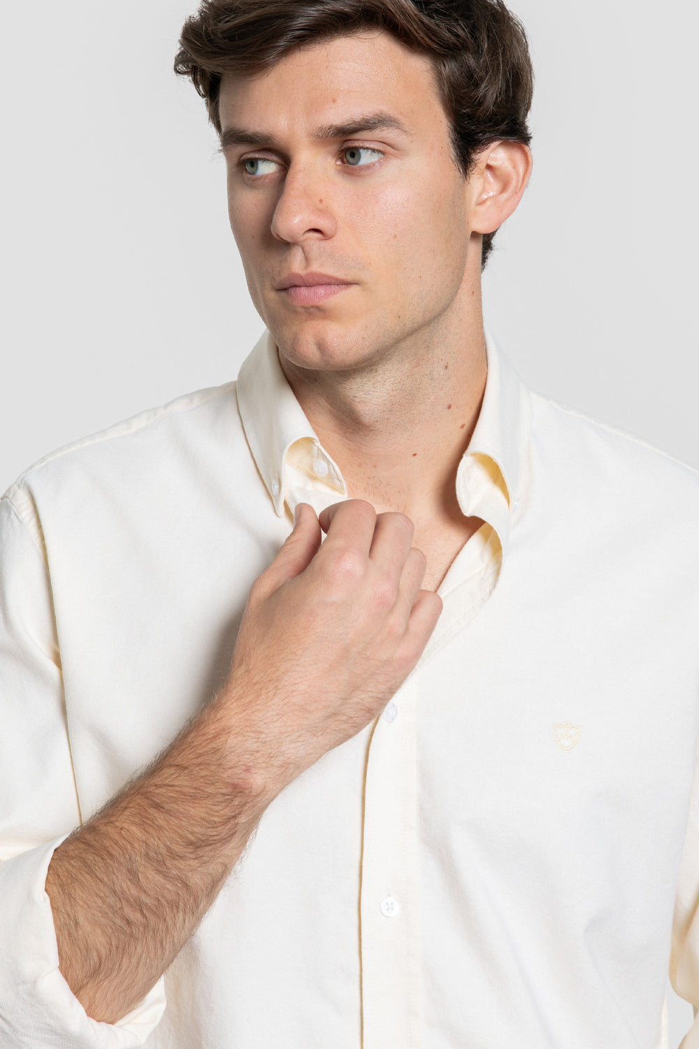 Chemise Vanille Classique SKU 0.34047