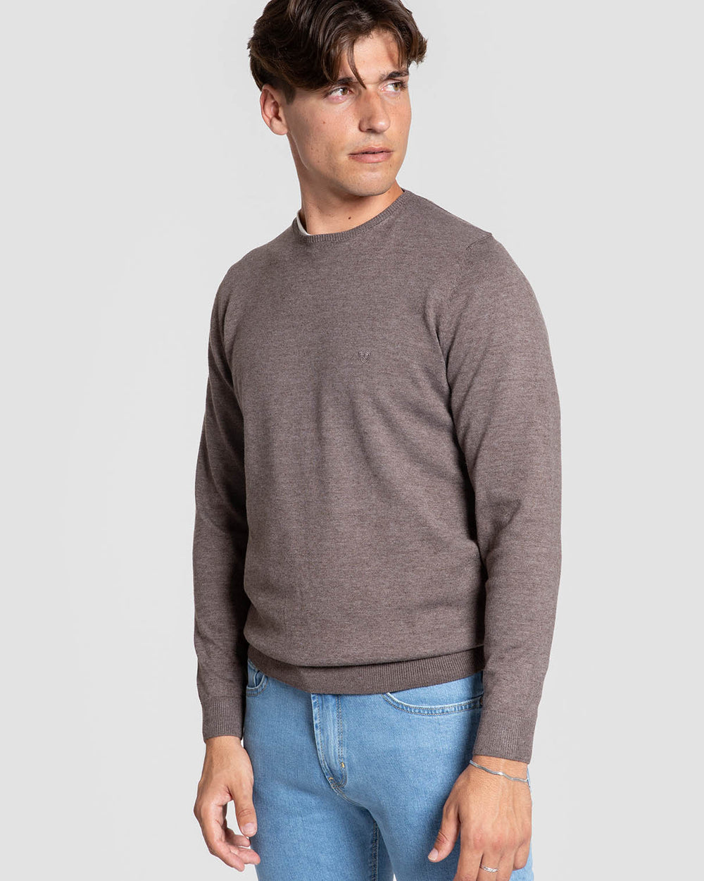 Jersey Cuello Redondo Marrón SKU 0.34815