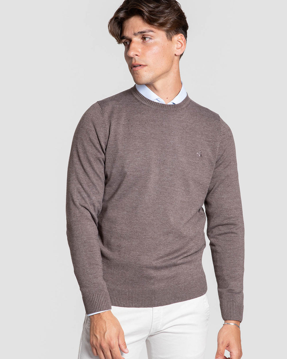 Jersey Cuello Redondo Marrón SKU 0.34817