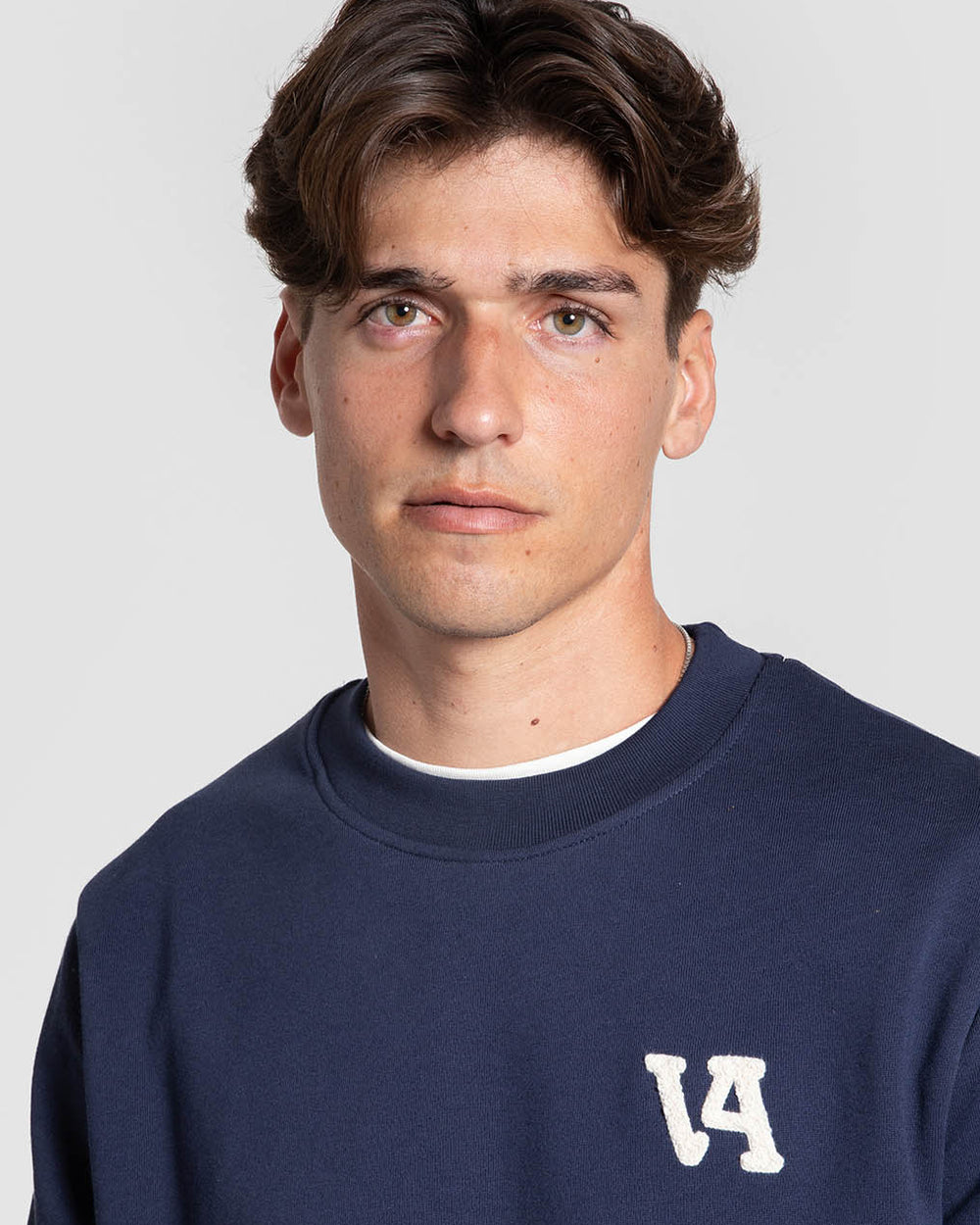 Sudadera de Cuello Redondo con Bolsillo Canguro SKU 0.34844