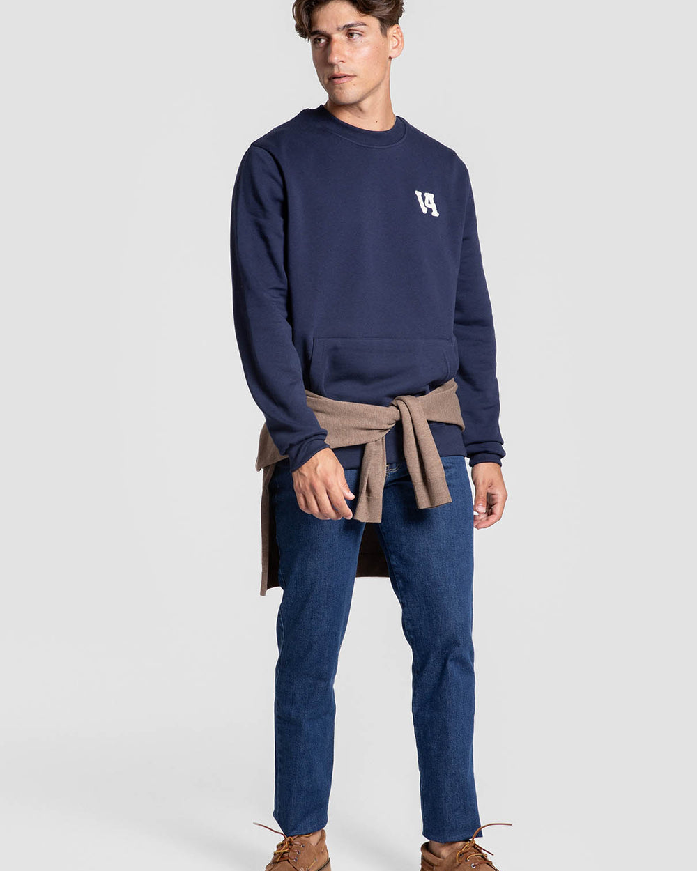 Sudadera de Cuello Redondo con Bolsillo Canguro SKU 0.34844