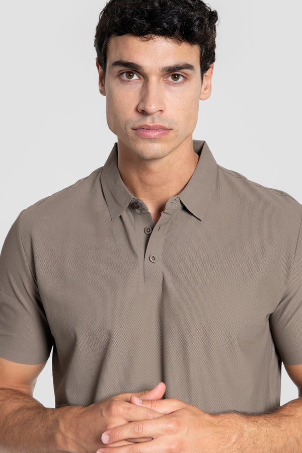 Polo en tricot technique taupe SKU 0.33322