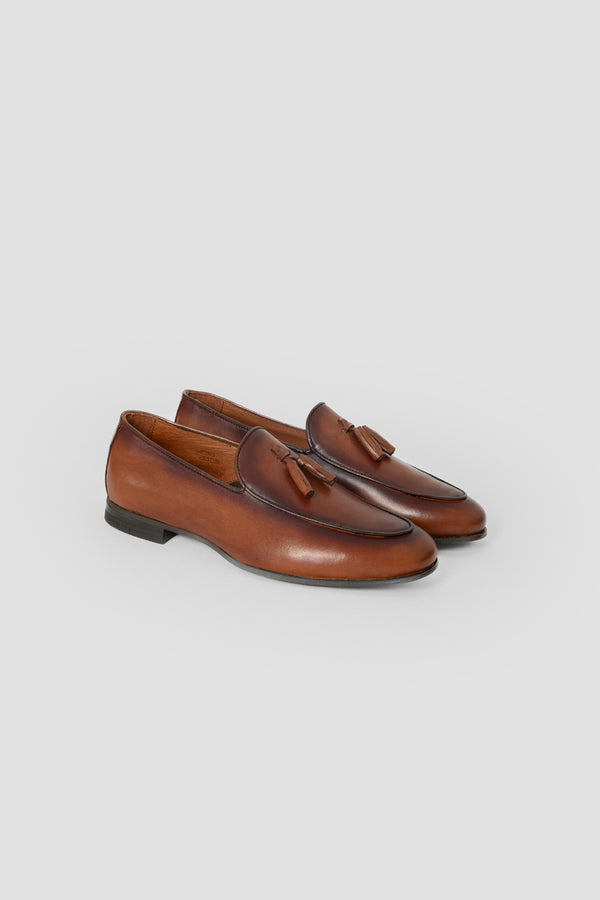 Mocasín Borlas Camel Piel – Classic Loafer SKU 0.34318