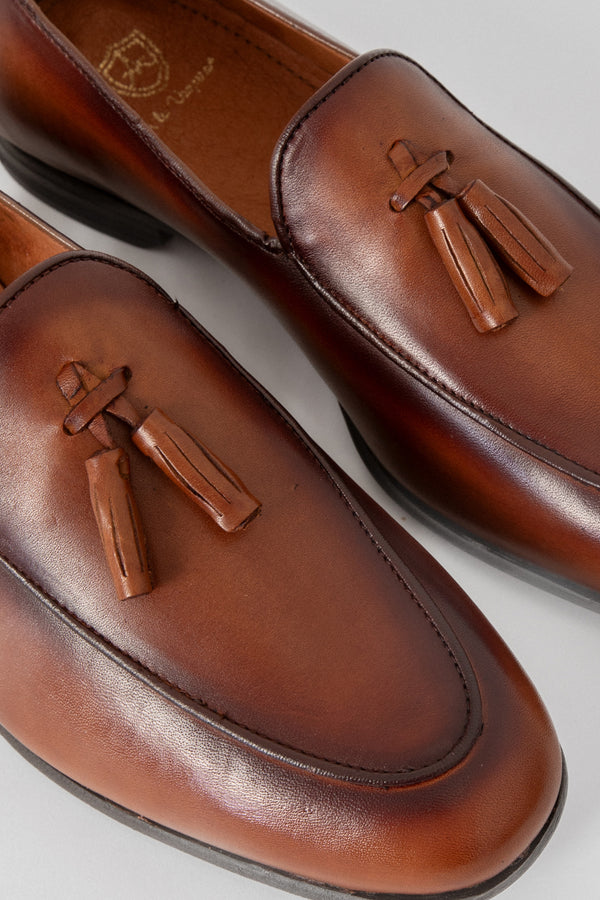 Mocasín Borlas Camel Piel – Classic Loafer SKU 0.34318