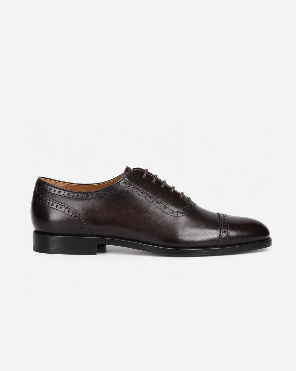 Zapato Oxford Perforado Marrón SKU 0.34843