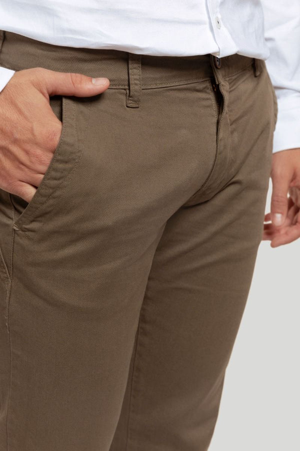 CALÇA CHINO SKINNY NA COR KHAKI VÍVIDA SKU 0.20422