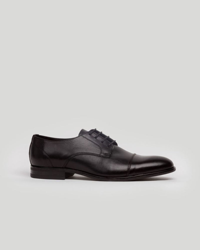 SAPATO SOCIAL PRETO COM CADARÇO SKU 0,24439