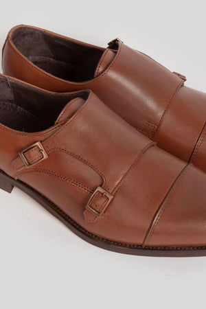 SAPATO SOCIAL COM FIVELA MARROM SKU 0,24448