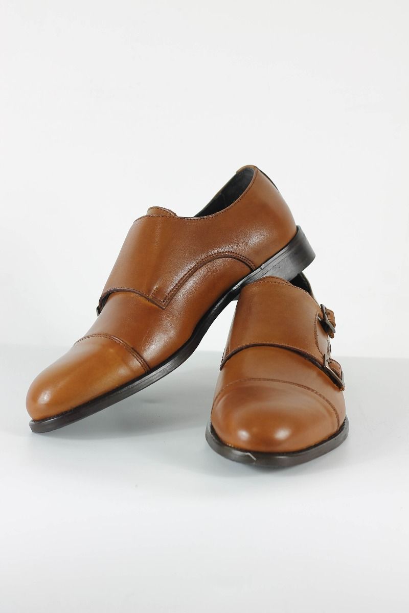 SAPATO SOCIAL COM FIVELA CAMEL SKU 0,24448