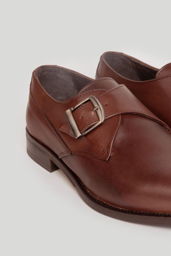 SAPATO COM FIVELA MARROM SKU 0,26297