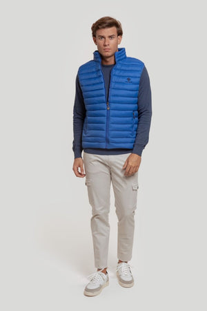 CHALECO PLUMA CABALLO AZULON SKU 0.26964