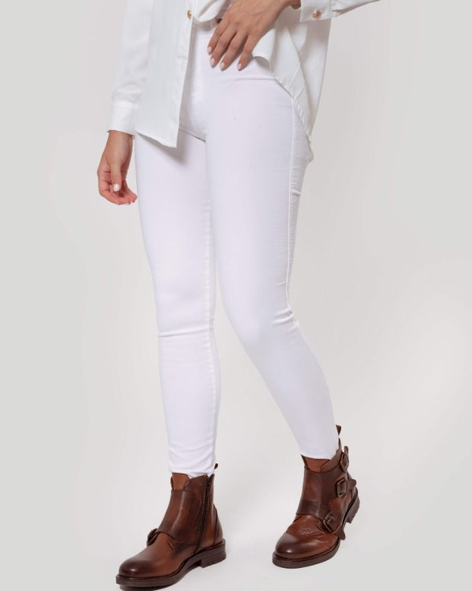 PANTALON TIRO ALTO SKINNY BLANCO SKU 0.29437