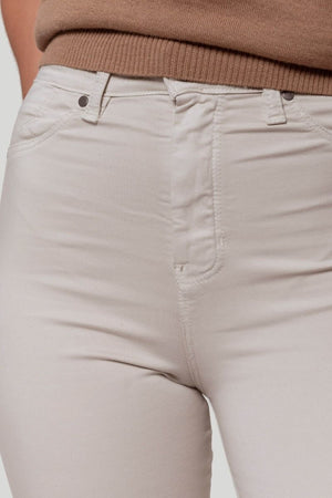 PANTALON TIRO ALTO SKINNY BEIG SKU 0.29437