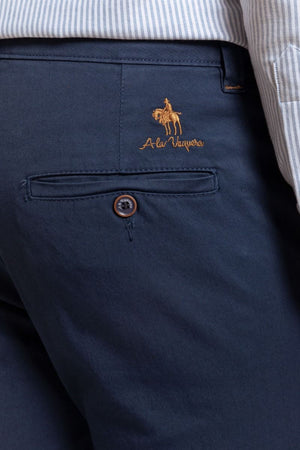 CHINO BASICO AZUL NOCHE SKU 0.00041