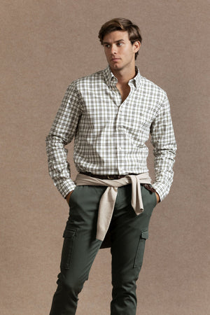 Camisa Regular Cuadros Kaki SKU 0.32447