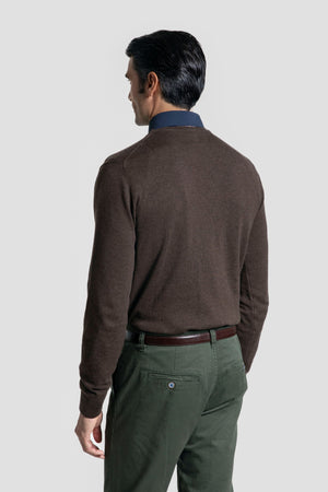 Jersey Cuello Pico Marrón - Raíces SKU 0.32457