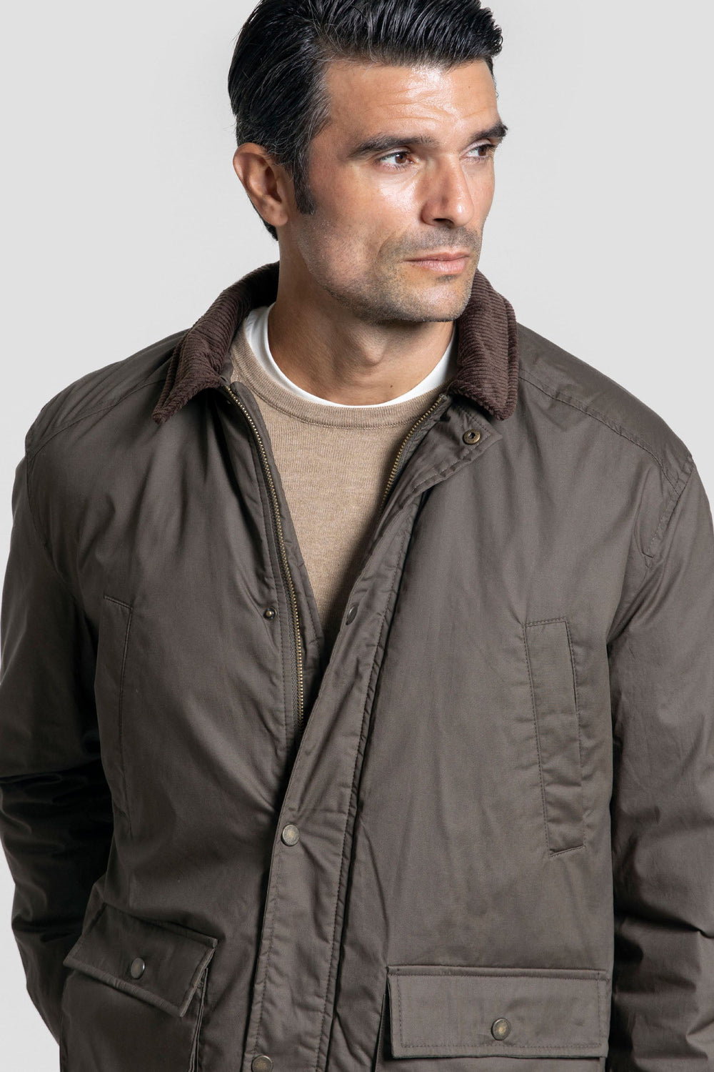 Chaqueton Bolsillos Kaki - Huella SKU 0.32453