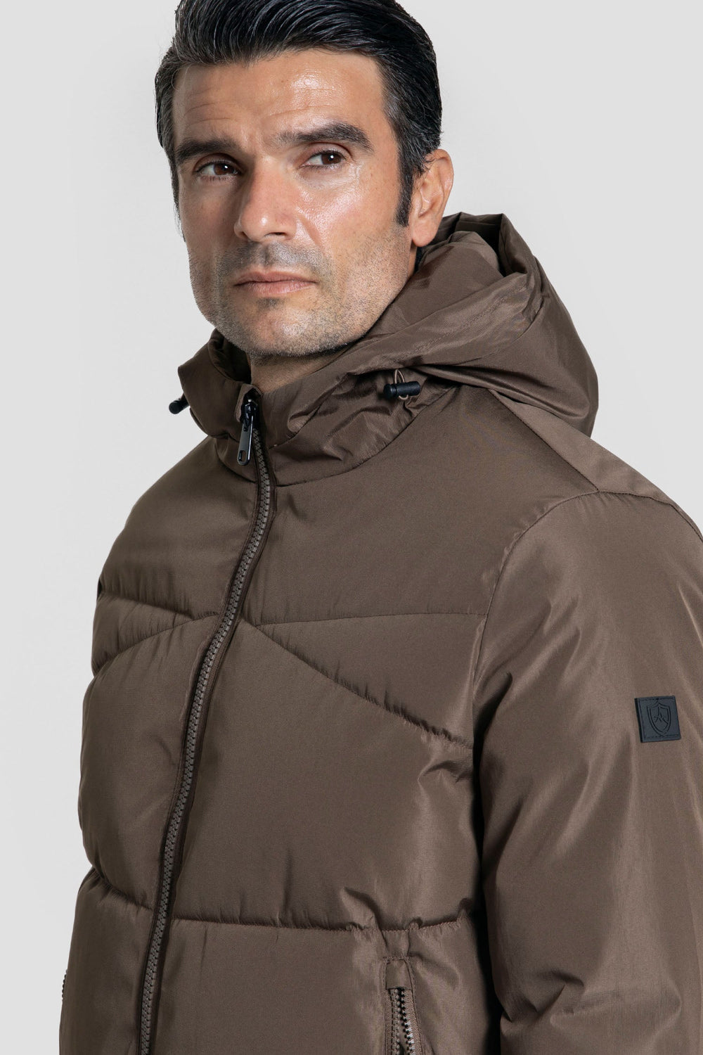 Chaqueton Largo Marrón SKU 0.32370