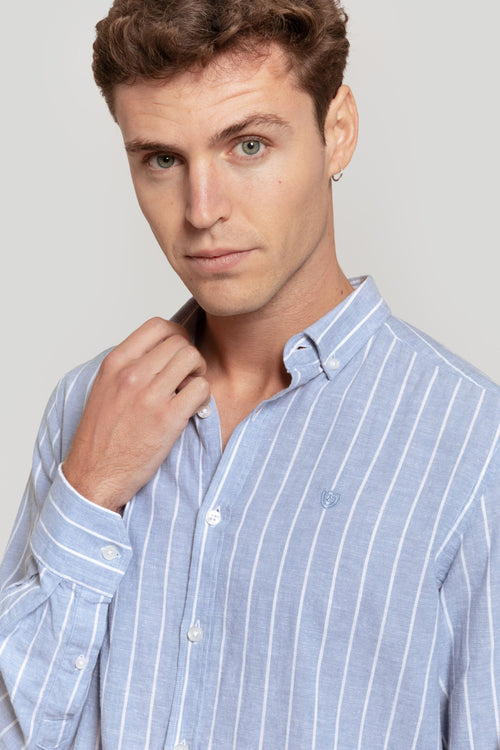 Camisa Raya Ancha Lino Celeste SKU 0.28109