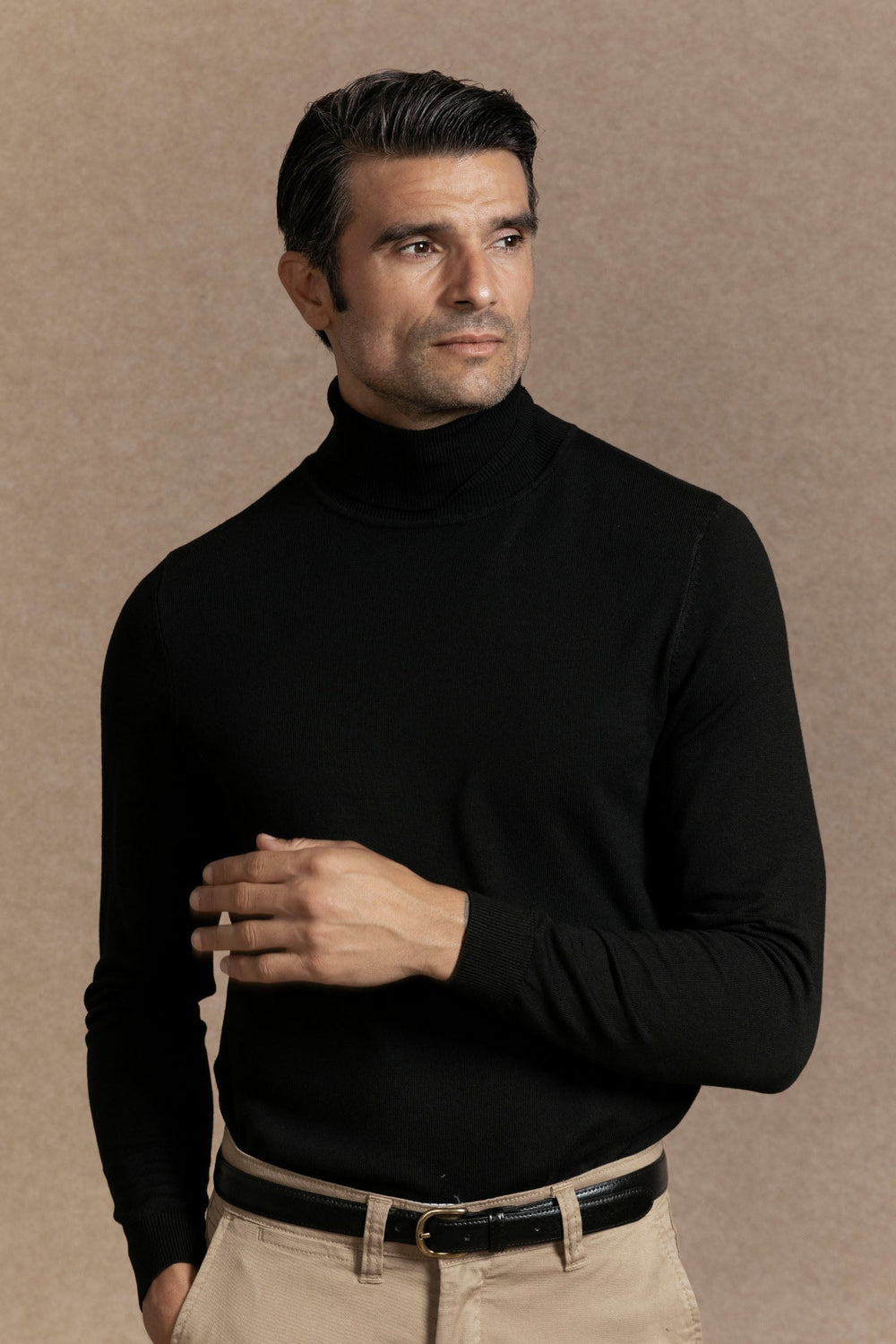 Jersey Cuello Alto Negro - Raíces SKU  0.32028