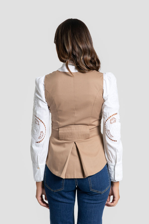 CHALECO ROMERIA CAMEL SKU 0.24421