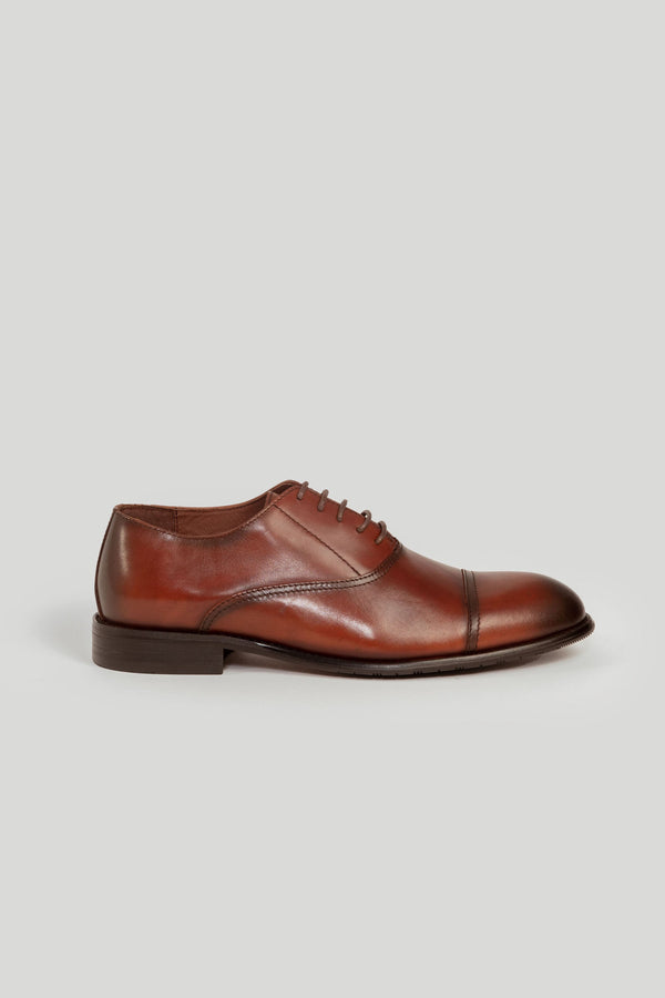 Sapato de couro marrom Perera SKU 0,30824