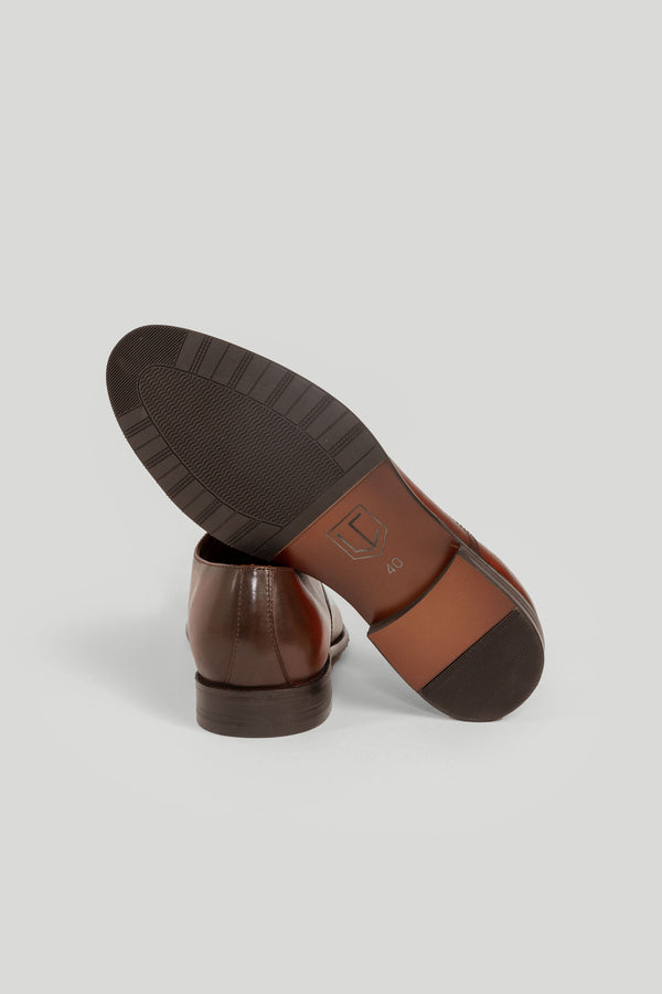 Sapato de couro marrom Perera SKU 0,30824