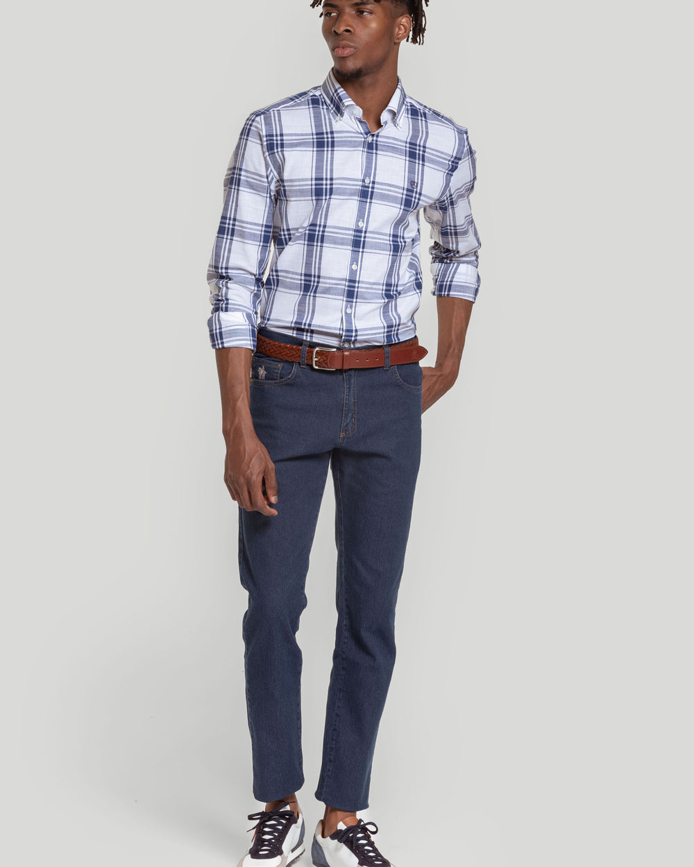 Pantalón Vaquero de cinco bolsillos SKU 0.10383