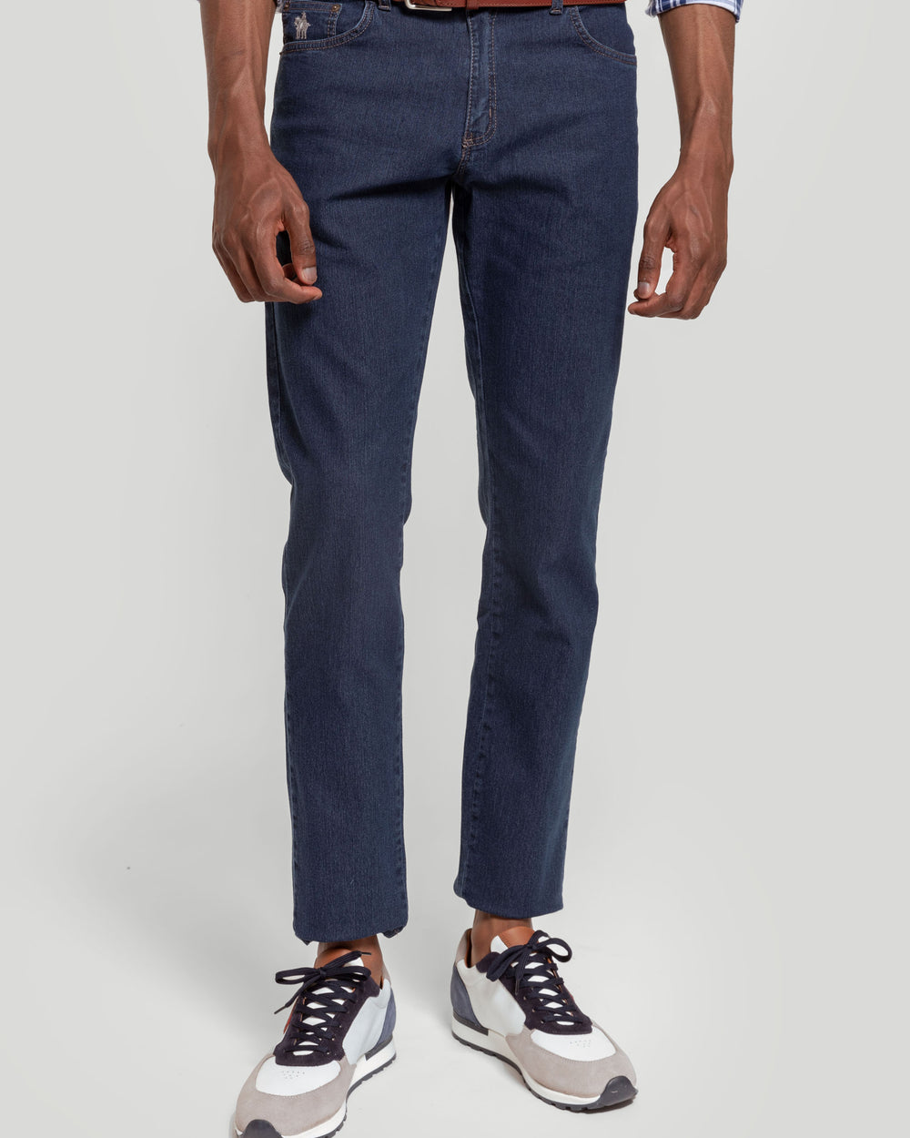 Pantalón Vaquero de cinco bolsillos SKU 0.10383