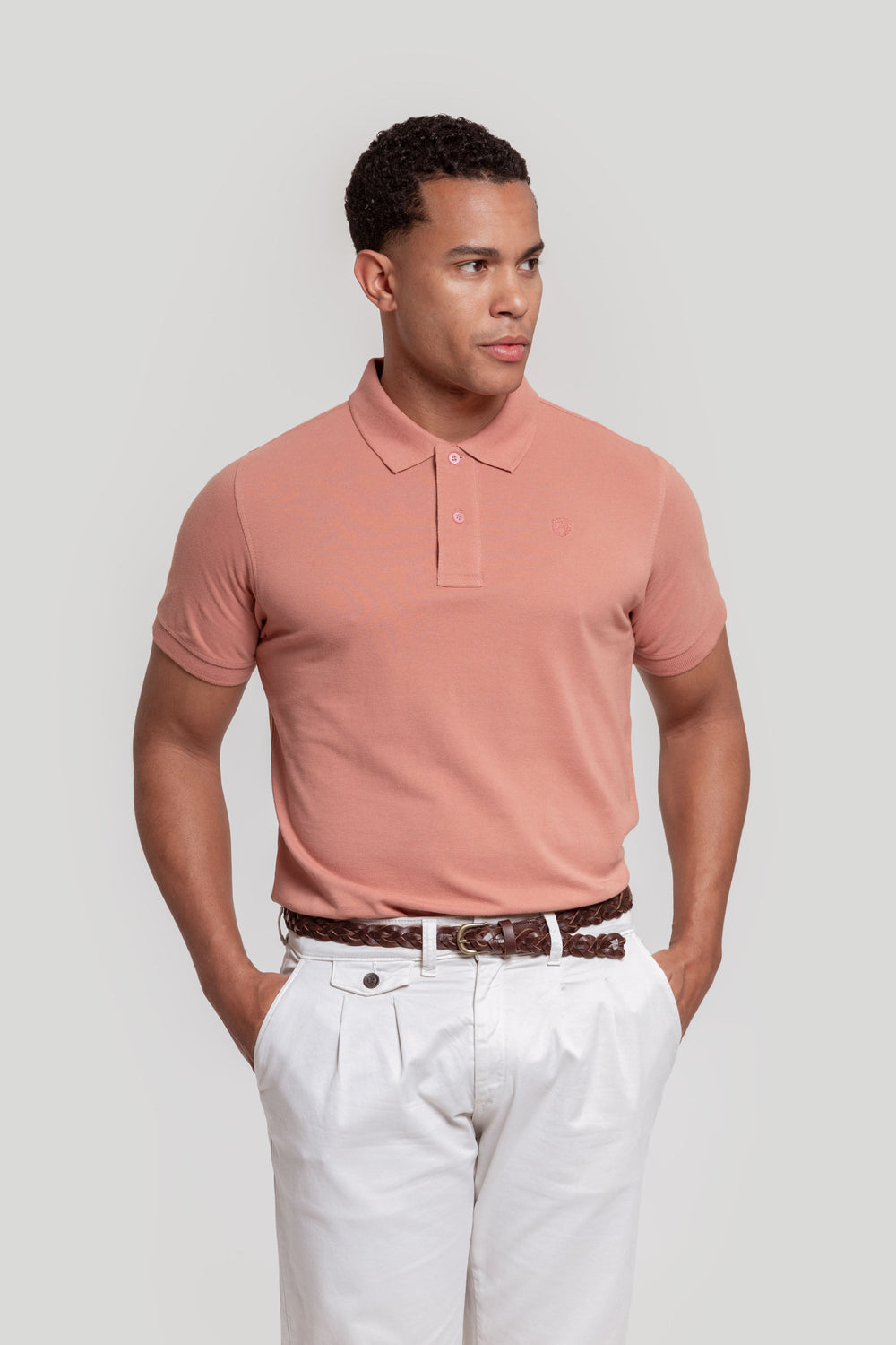 Polo Escudo Maquillaje SKU 0.27365