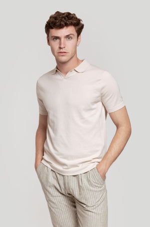 Polo Punto Cuello Beig SKU 0.30821