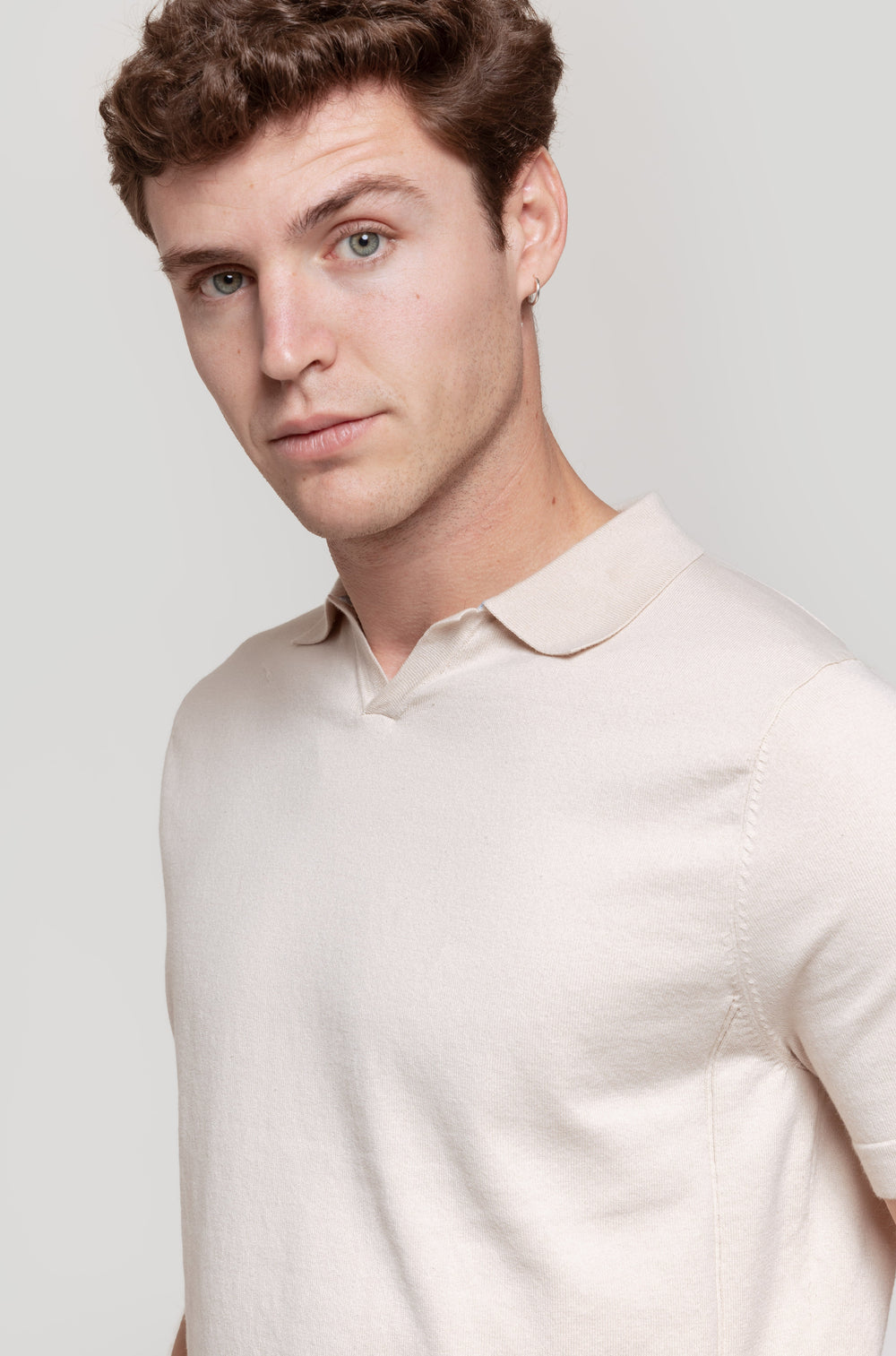 Polo Punto Cuello Beig SKU 0.30821