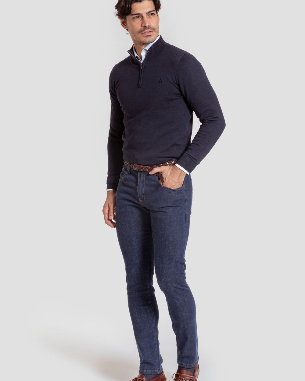 Pantalon Vaquero Slim Fit SKU 0.31743