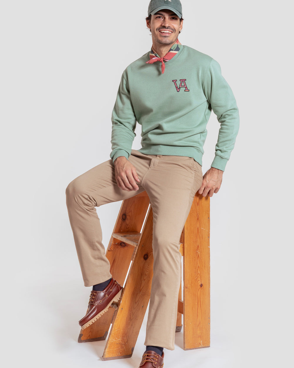 Sweat-shirt ethnique Va vert d'eau SKU 0.30053