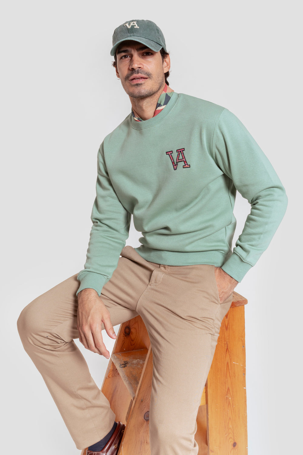 Sudadera Va Etnica Hoja SKU 0.30053