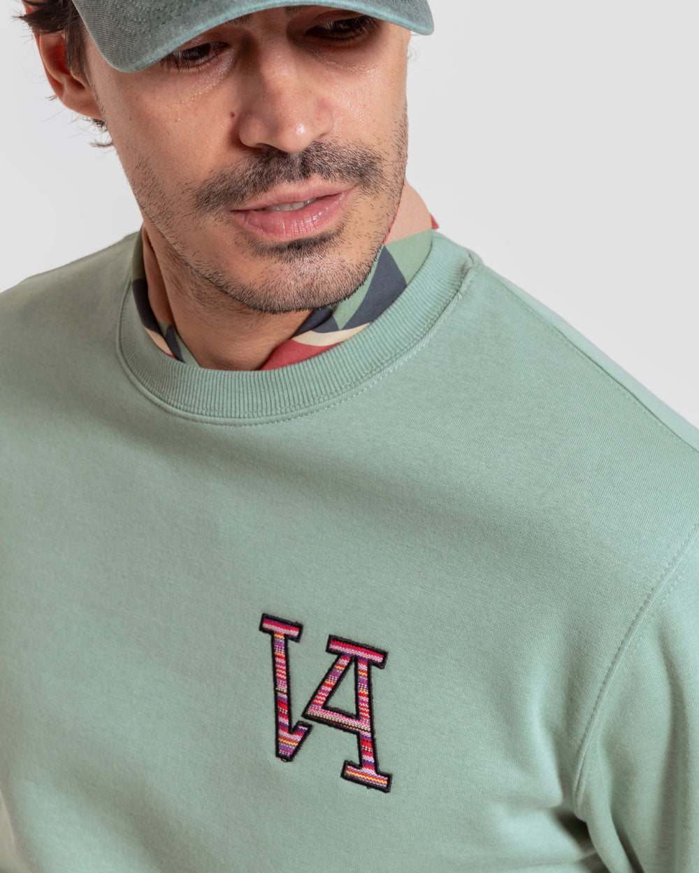 Sweat-shirt ethnique Va vert d'eau SKU 0.30053