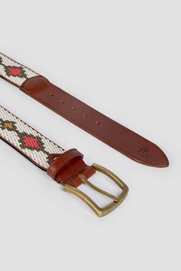 Cinturon cro étnico blanco SKU 0.21920