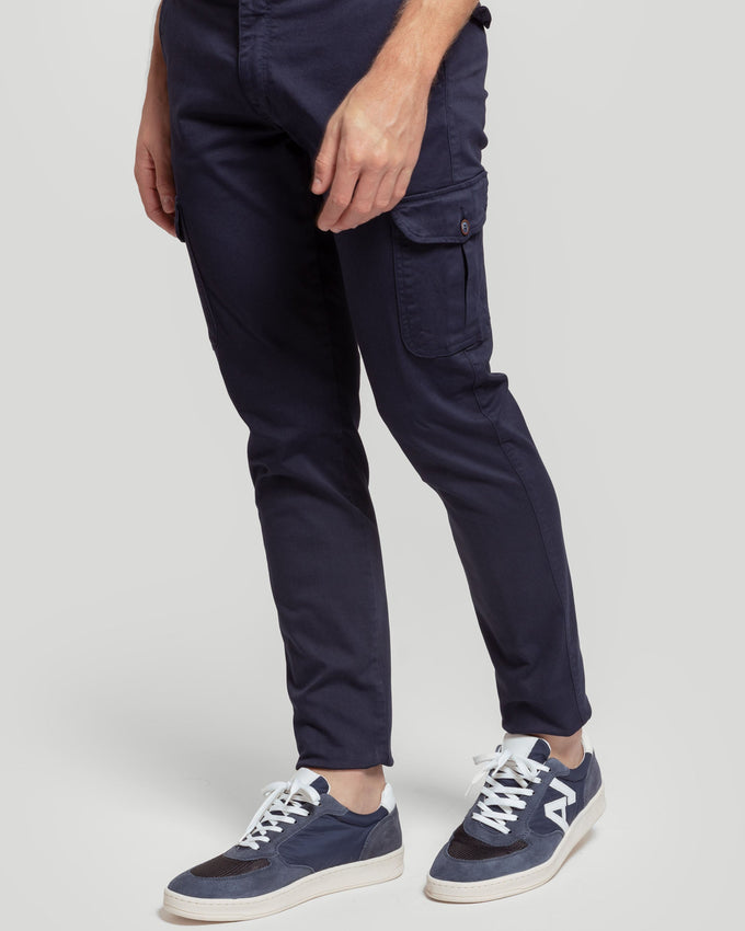 Pantalon cargo chino bleu marine, référence 0.24297