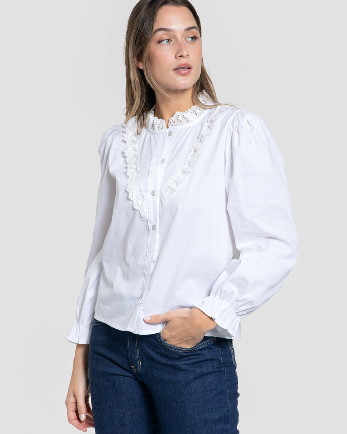 Blusa sra cuello redondo con puntilla calada SKU 0.33295